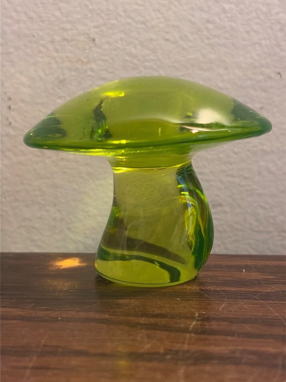 Viking Glass Medium Uranium Lime Green Mushroom Paperweight Glows Under UV Light